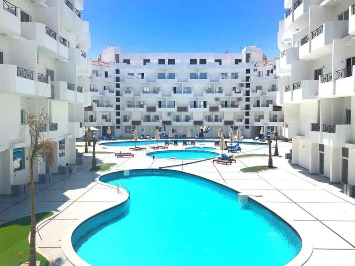 Apartment Taranto Near The Sea Redsealine フルガダ エクステリア 写真