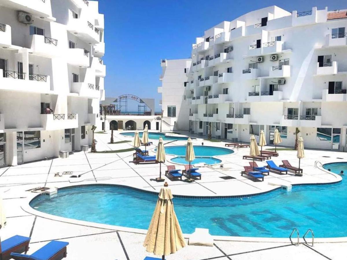 Apartment Taranto Near The Sea Redsealine フルガダ エクステリア 写真