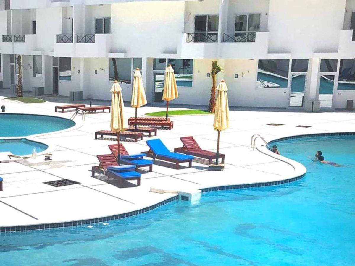 Apartment Taranto Near The Sea Redsealine フルガダ エクステリア 写真